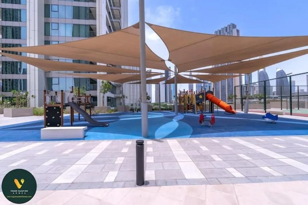 Downtown Views II - Vogue Two Bedroom Apartment With Balcony And Full Burj Khalifa View, Opposite Dubai Mall Skybridge