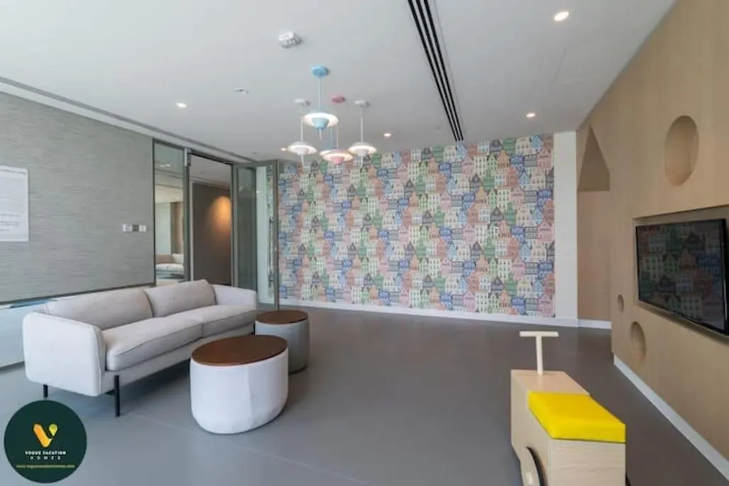 Downtown Views II - Vogue Two Bedroom Apartment With Balcony And Full Burj Khalifa View, Opposite Dubai Mall Skybridge