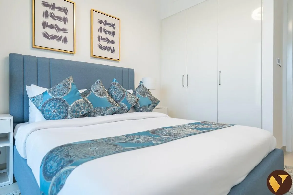 Downtown Views II - Vogue Two Bedroom Apartment With Balcony And Full Burj Khalifa View, Opposite Dubai Mall Skybridge United Arab Emirates