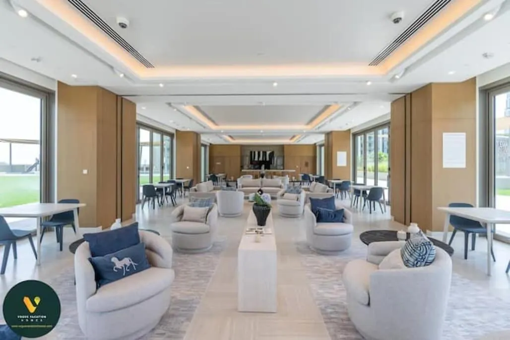 Downtown Views II - Vogue Two Bedroom Apartment With Balcony And Full Burj Khalifa View, Opposite Dubai Mall Skybridge 0*,  United Arab Emirates